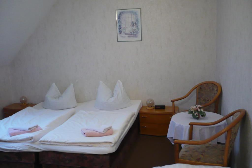 Gaststaette & Pension Jiedlitz Burkau Номер фото